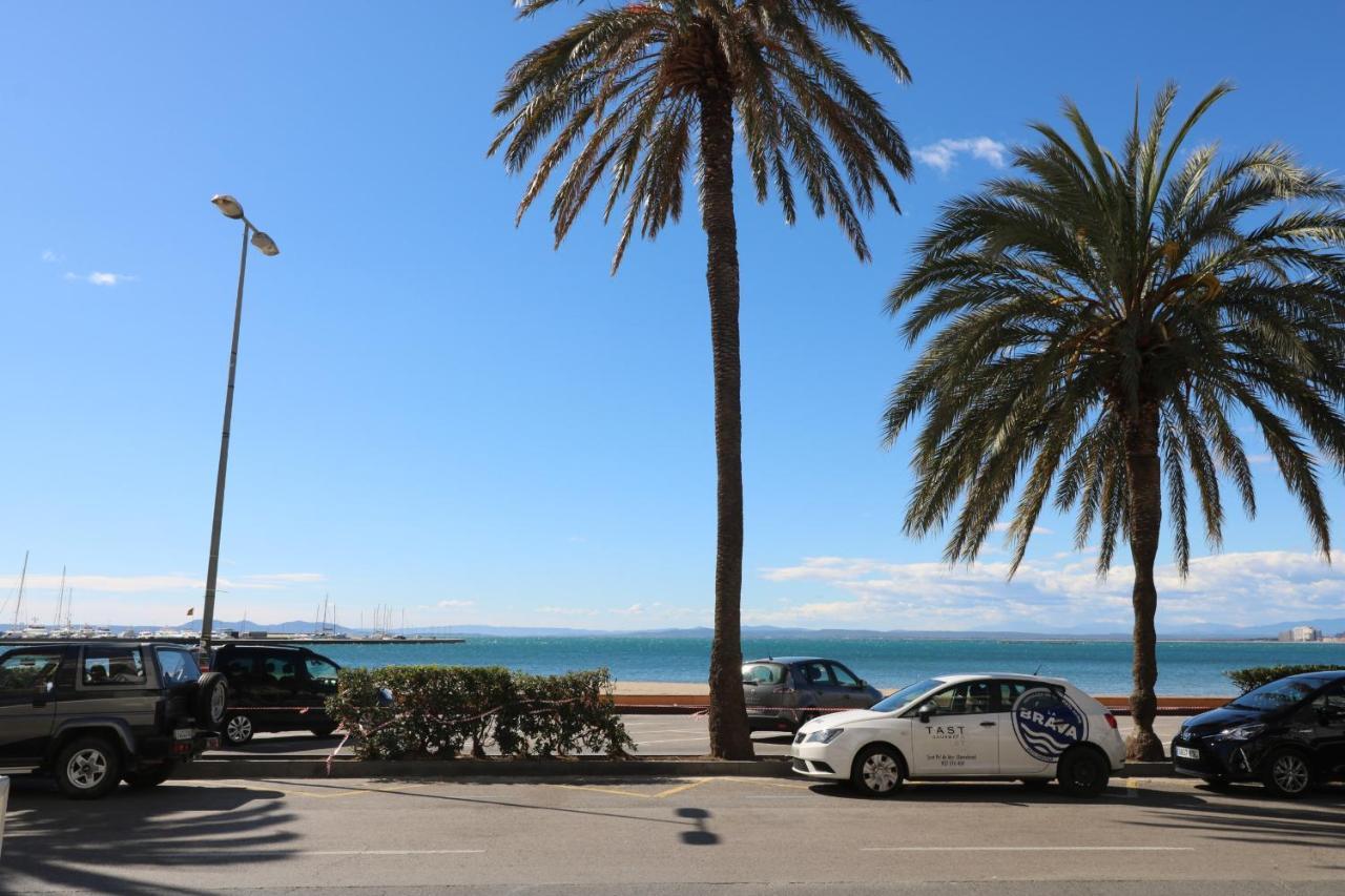 شقة Rhode Vista Al Mar روساس المظهر الخارجي الصورة